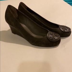 Tory Burch wedge suede pump